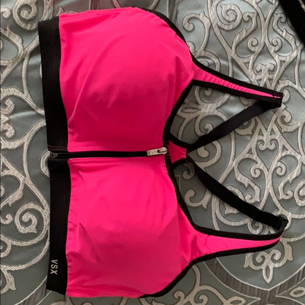 VICTORIA SECRET sports bra